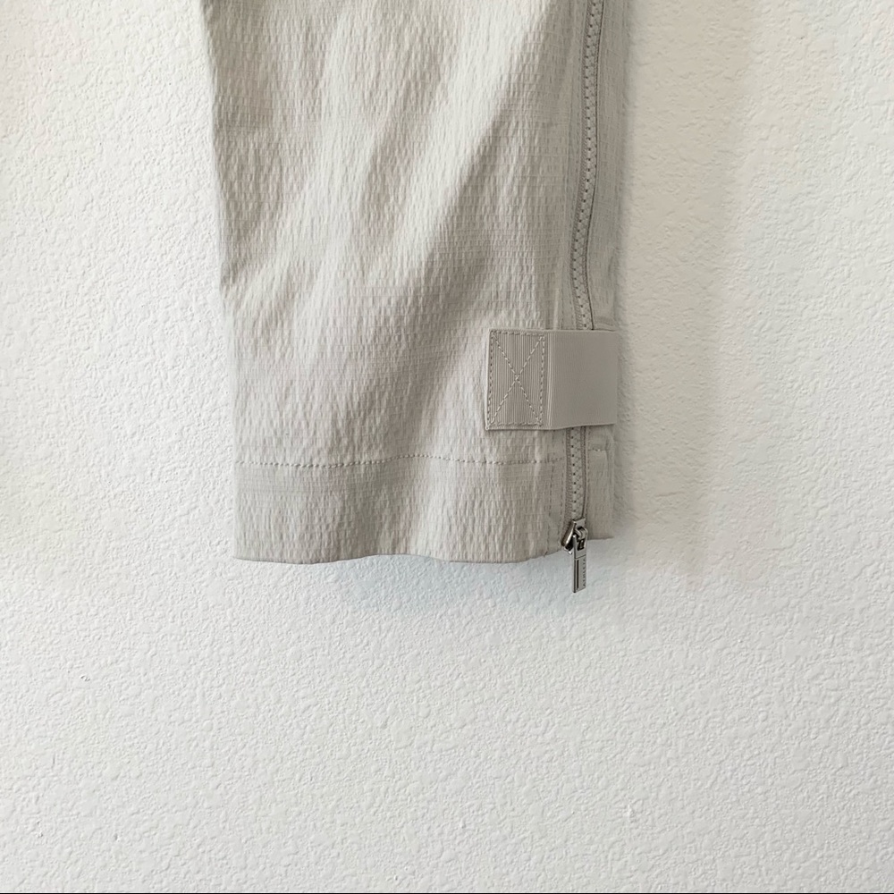 Athleta Trekkie Belted Pant in Birch Grey - Picture 3 of 11